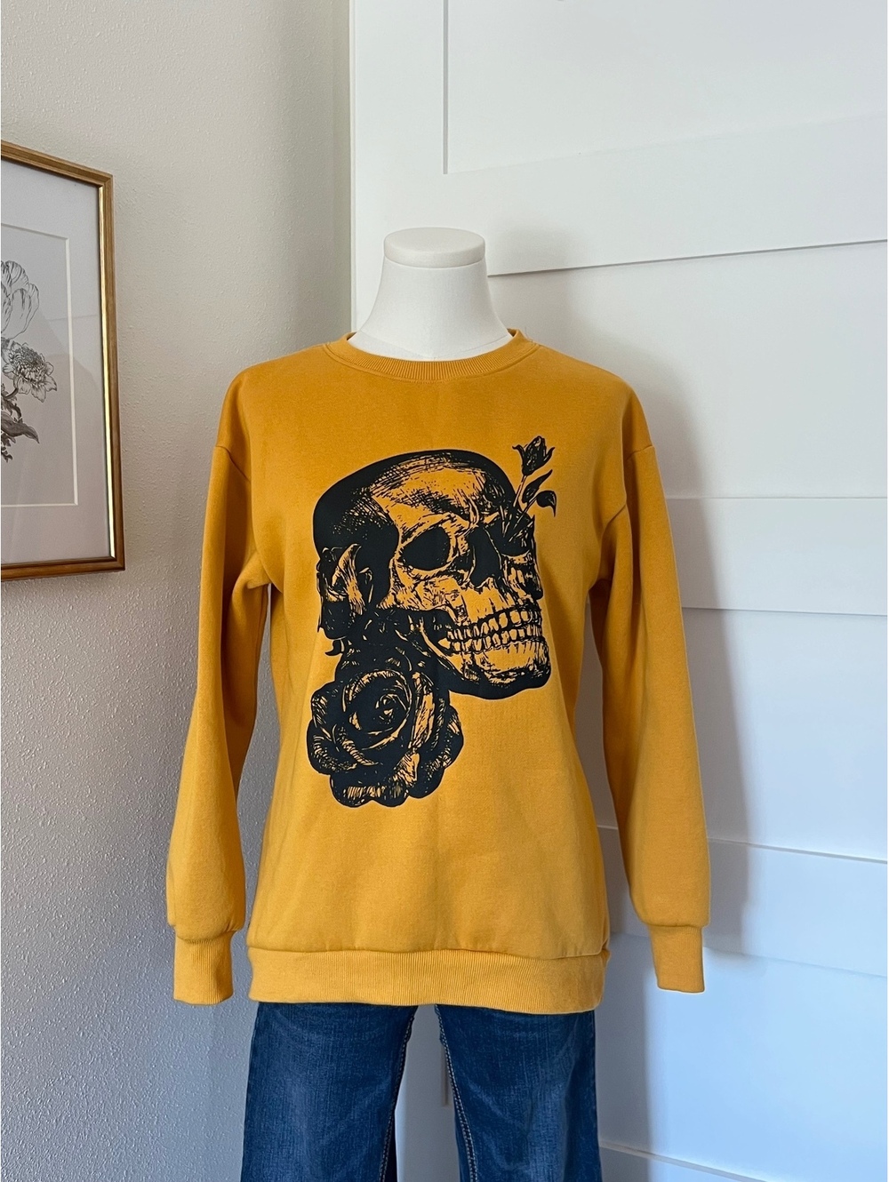 Buffbunny Skull Bloom Rose Graphic Crewneck